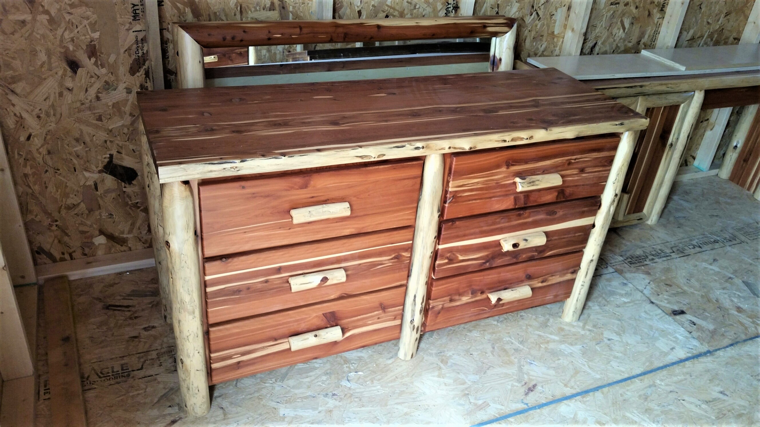 Red Cedar 6 Drawer Dresser w/ Mirror Small Log Cabins, Horse Barns 
